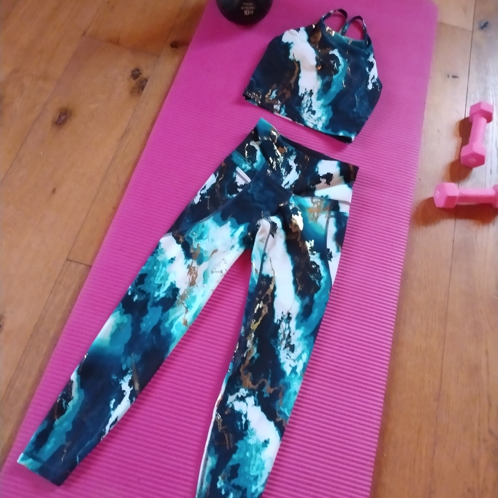 OldNavy PowerSoft Yoga Set in Blue Marble (XS)